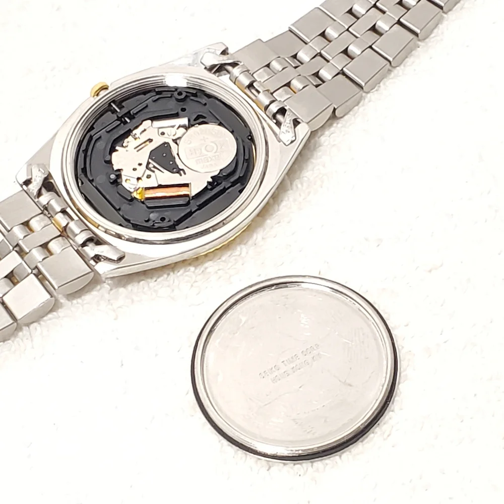 Vintage Seiko Men's Presidential Day Date Gold Tone Watch 1 Jewel Black Dial SS - Picture 10 of 11